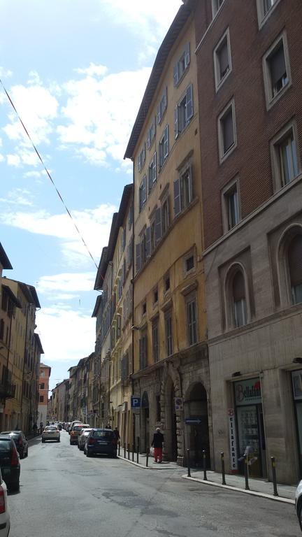 شقة Bilocale In Via Del Conventuccio بيرودجا المظهر الخارجي الصورة