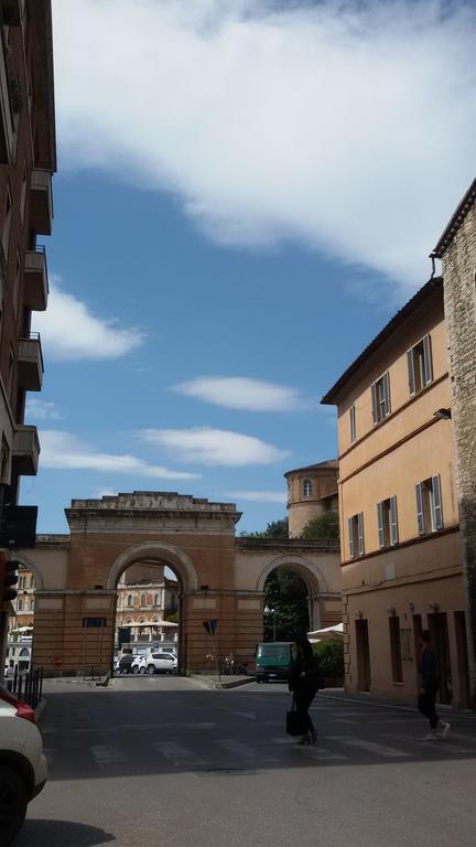 شقة Bilocale In Via Del Conventuccio بيرودجا المظهر الخارجي الصورة