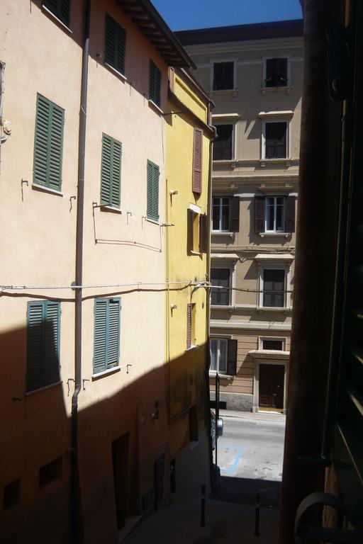شقة Bilocale In Via Del Conventuccio بيرودجا المظهر الخارجي الصورة