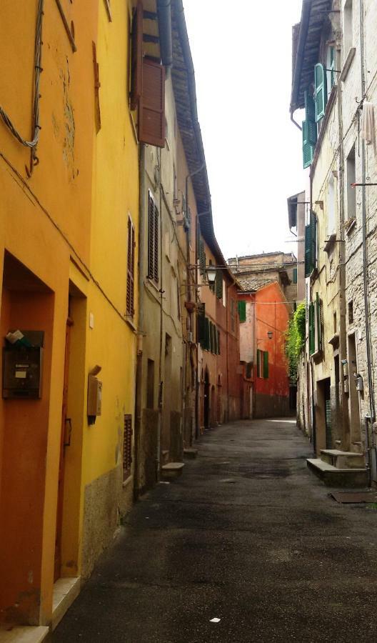 شقة Bilocale In Via Del Conventuccio بيرودجا المظهر الخارجي الصورة
